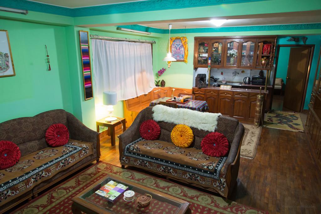 Hotel Utse Катманду Екстериор снимка